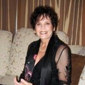 Meet your Posher, Jeanne'